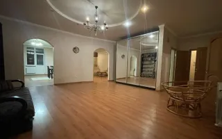 Квартира, 4 комнаты, 157 м², Агент