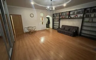 Квартира, 4 комнаты, 157 м², Агент