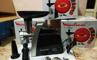Мясорубка электрическая Moulinex hv1