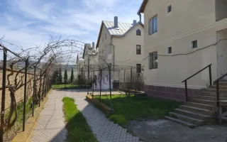 Продам недострой гостиницы в Крыму.