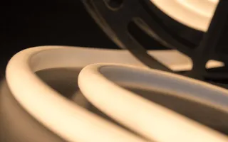 Тёплый белый 2200–2500K SMD2835 24В IP68 12Вт/м 180 LED/м NE8180-24-12-WW2-68